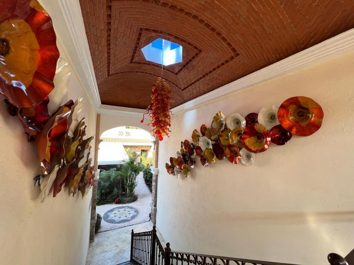 Meson De Las Delicias كويرنافاكا المظهر الخارجي الصورة