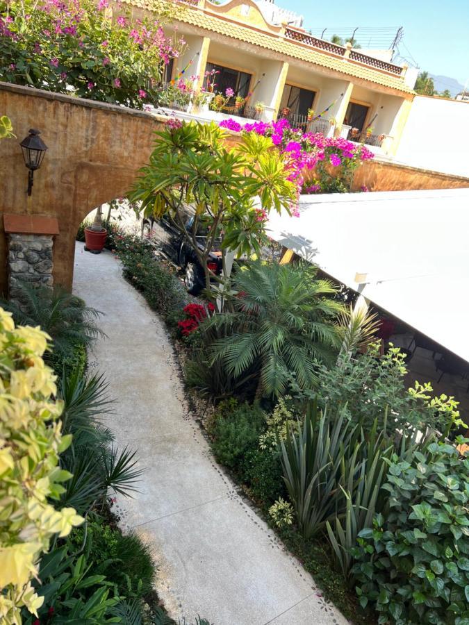 Meson De Las Delicias كويرنافاكا المظهر الخارجي الصورة
